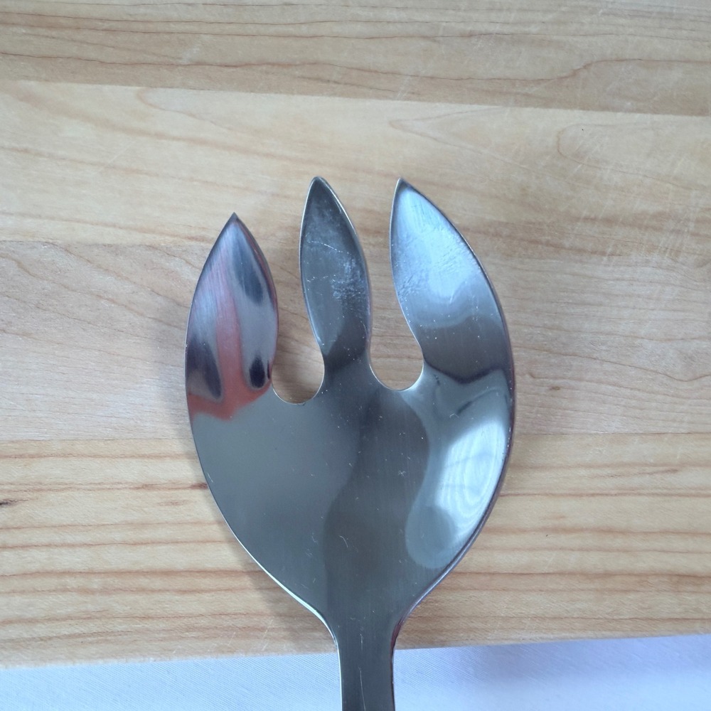 Pottery Barn Reindeer Rudolph Serving Set White Holiday Bowl and Utensils - Picture 6 of 15